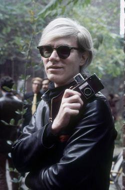Andy Warhol © Science History Images/Alamy Stock Photo