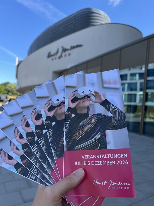 Das Halbjahresprogramm. Foto: Horst-Janssen-Museum
