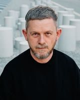 Miron Schmückle © Elliott Kreyenberg