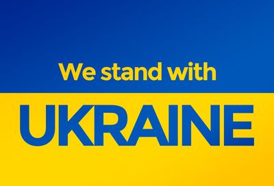 We Stand With Ukraine © Viktor Hanacek
